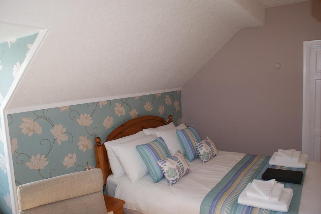 Cleave Court Guest House Llandudno Buitenkant foto