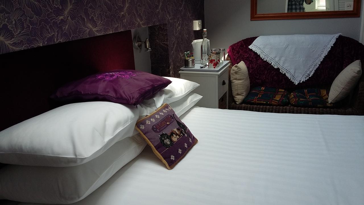 Cleave Court Guest House Llandudno Buitenkant foto
