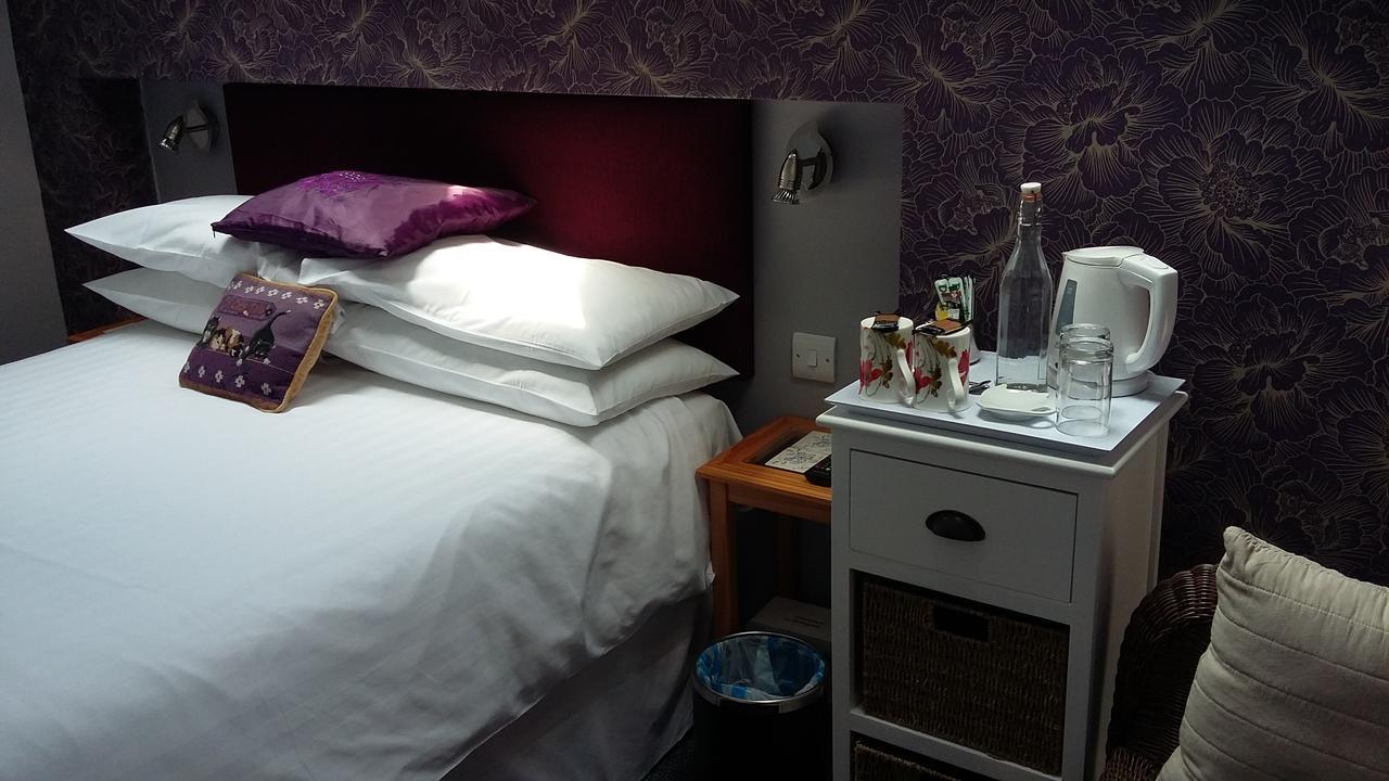 Cleave Court Guest House Llandudno Buitenkant foto
